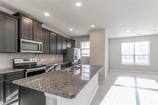 Building Photo - 2328 Greystone Dr