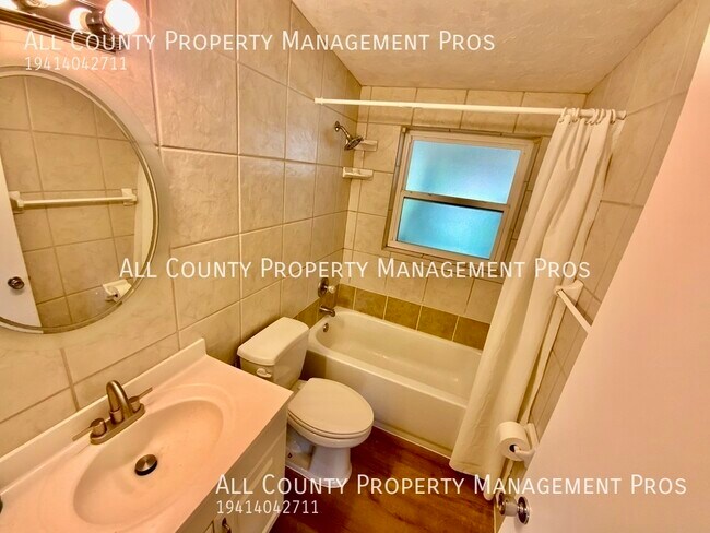 Building Photo - 5672 Bronx Ave