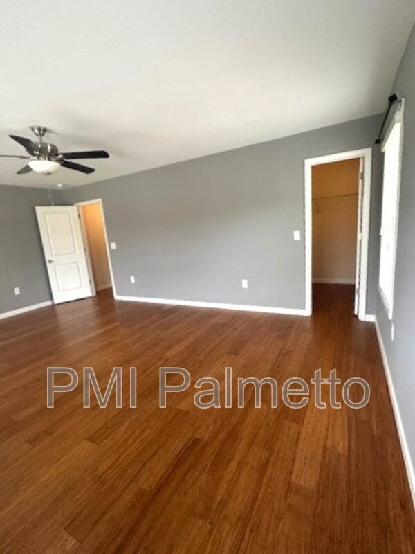 Building Photo - 348 Woodmill Cir
