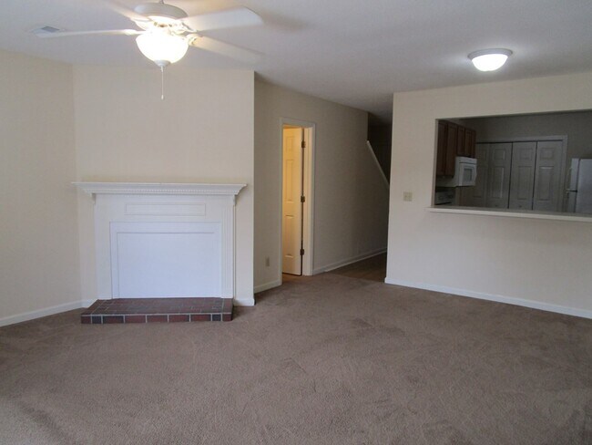 Building Photo - 615 Archdale Dr