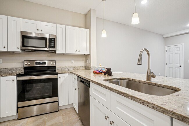 Floorplan - Eleven Oaks