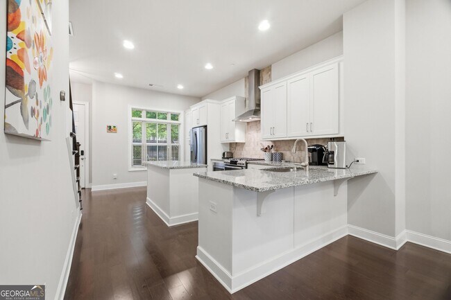 Building Photo - 4245 Deming Cir