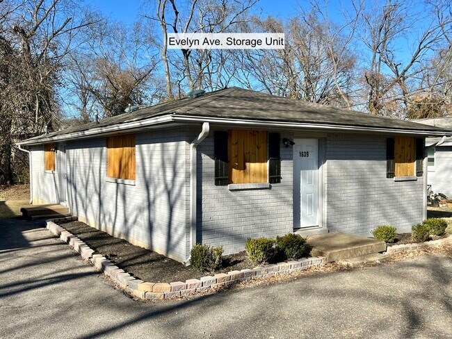 Building Photo - 1635b Evelyn Ave