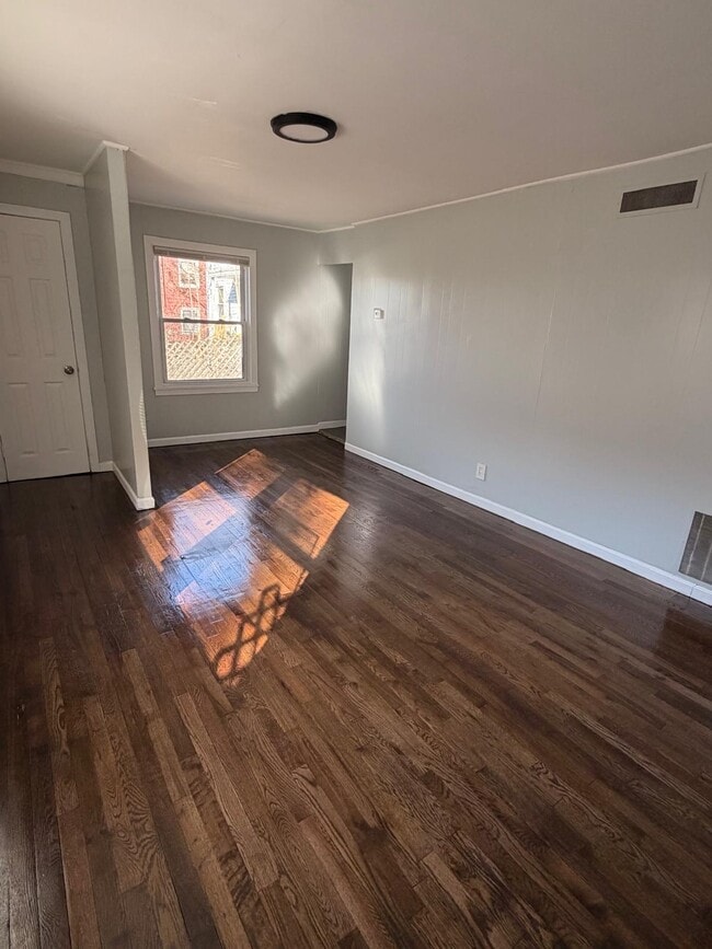 Building Photo - 71 Rock Creek Rd