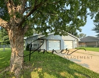 Building Photo - 500-A NE Austin St