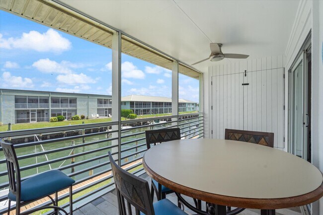 Building Photo - 117 Lehane Terrace