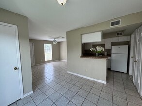 Building Photo - 1952 Upland Dr