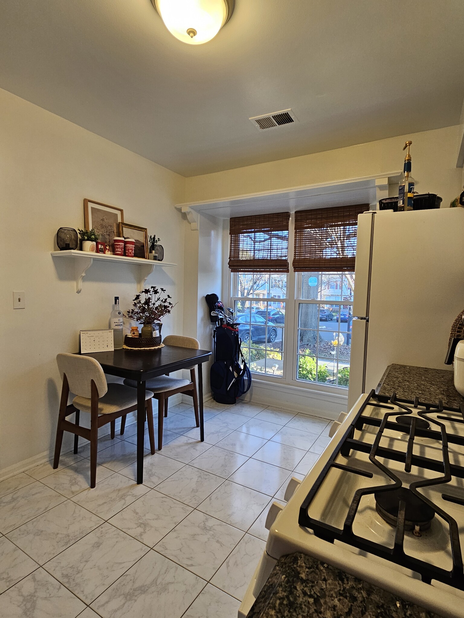 Building Photo - 6535 Cypress Point Rd