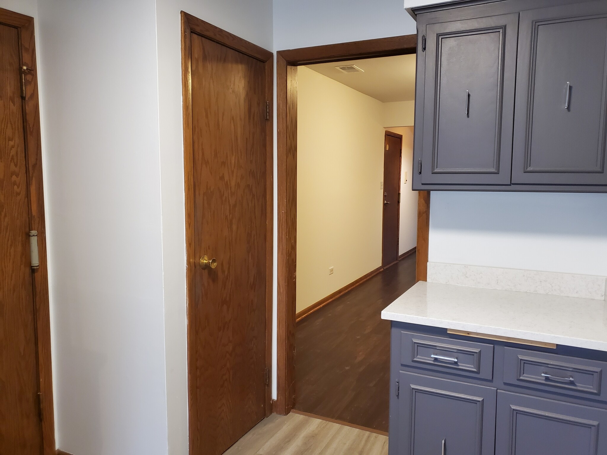 Pantry in kitchen - 9324 S Roberts Rd