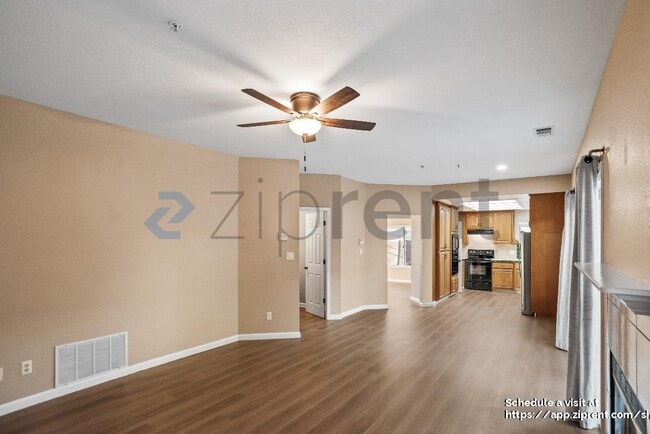 Building Photo - 3082 Rodeo Ln