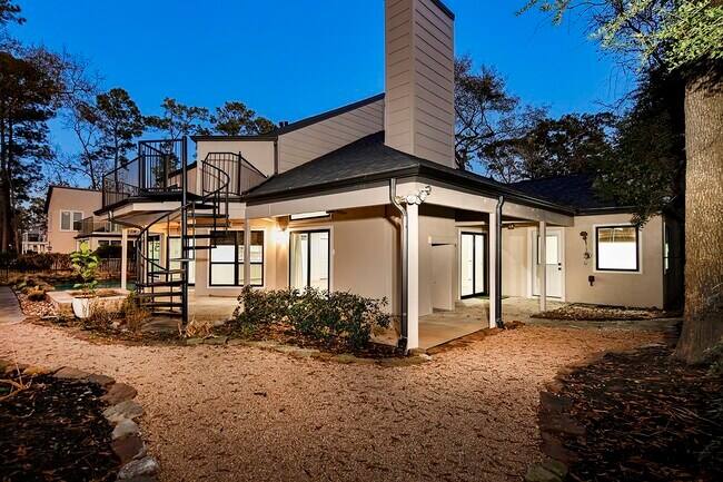 Building Photo - 15 Crinkleroot Ct