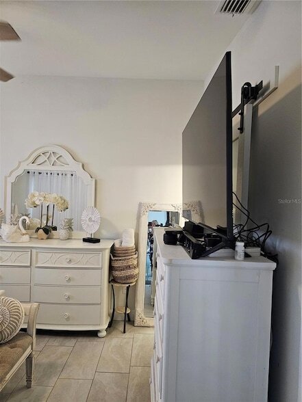 Building Photo - 3300 Loveland Blvd