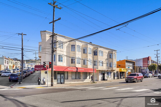 Building Photo - 5301 Mission St