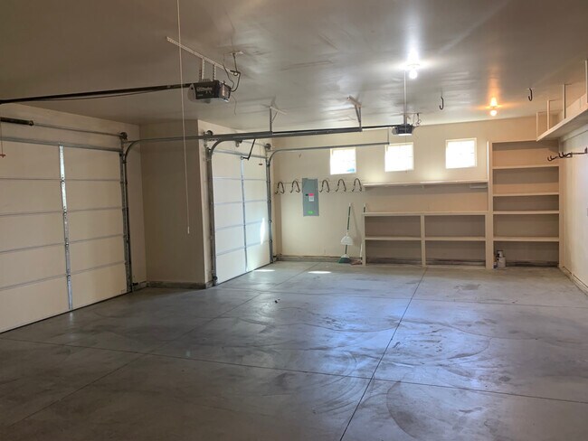 Building Photo - 5815 N SAGUARO HILLS P