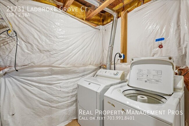 Building Photo - 21731 Ladbroke Grove Ct