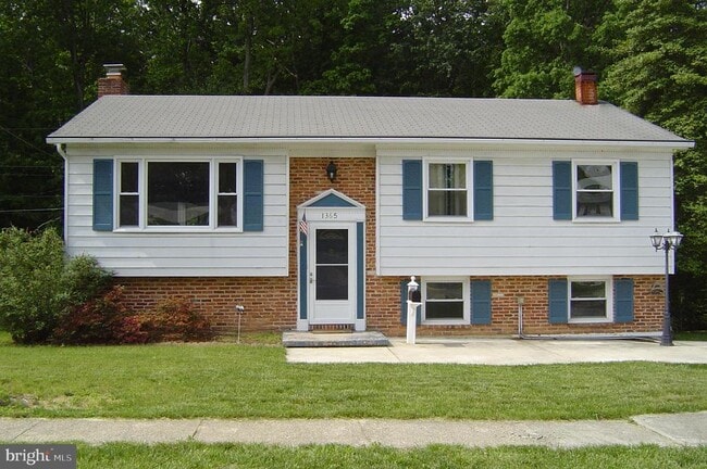 Primary Photo - 1365 Rosanna Dr