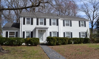 Building Photo - 230 Parkview Pl