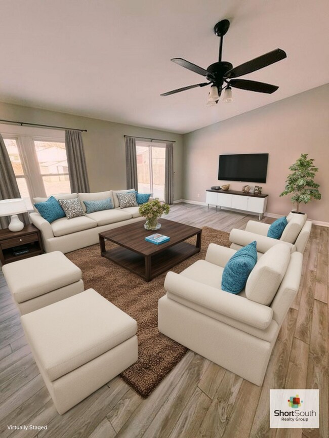 Building Photo - Lansing 4 bed 2 bath single family home with fenced in back yard.