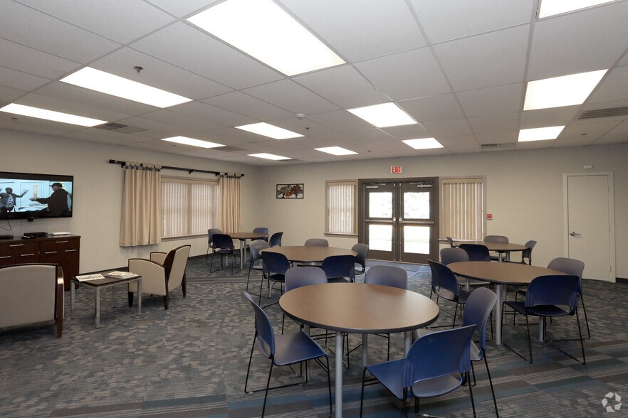 Greenwoods 225 Battles St Brockton MA 02301 Apartment Finder