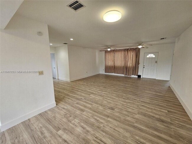 Building Photo - 7908 Granada Blvd