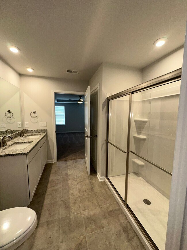 Building Photo - 213 Boneset Dr