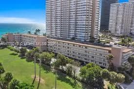 Building Photo - 1936 S Ocean Dr