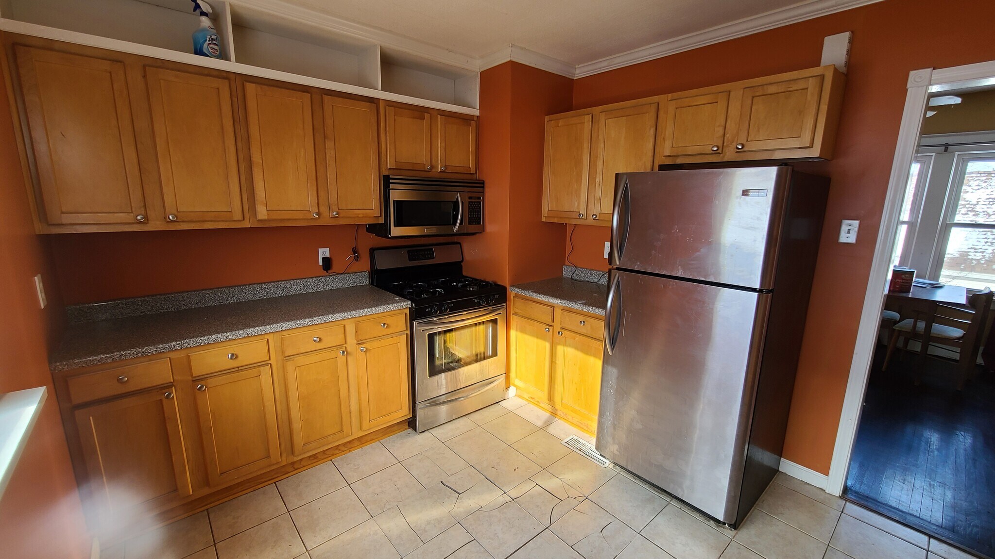 Kitchen including stainless steel appliances - 439 Goethe St