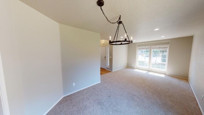 Building Photo - Wilsonville - Newly Updated 4 Bed + Bonus, Central Air, Cul-De-Sac!