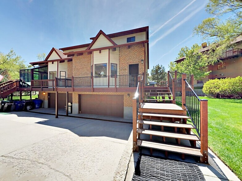 Building Photo - 8014 S Sunnyoak Cir