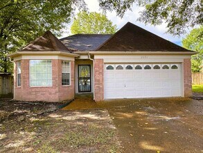 Building Photo - 2271 Lake Springs Ln