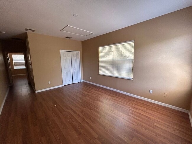 Building Photo - 854 Kazaros Cir
