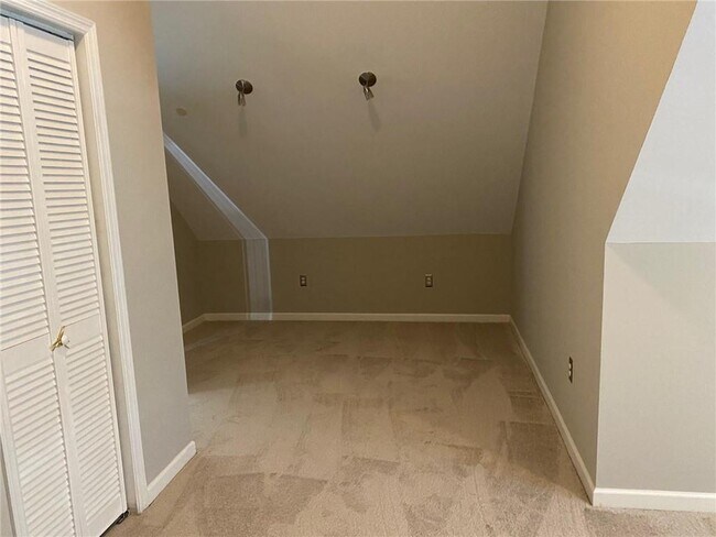 Building Photo - 2169 Berryhill Cir SE