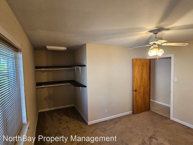 Building Photo - 3 br, 2 bath House - 19352 Deer Hill Rd