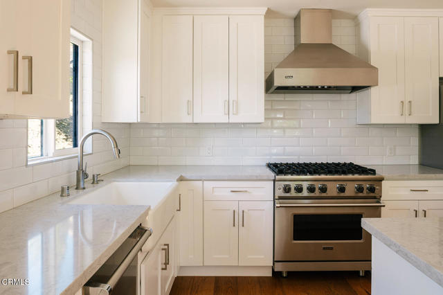 Building Photo - 5447 Rock Castle Dr