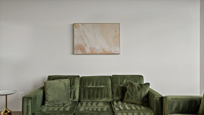 Building Photo - 1544 Spring Gate Dr.