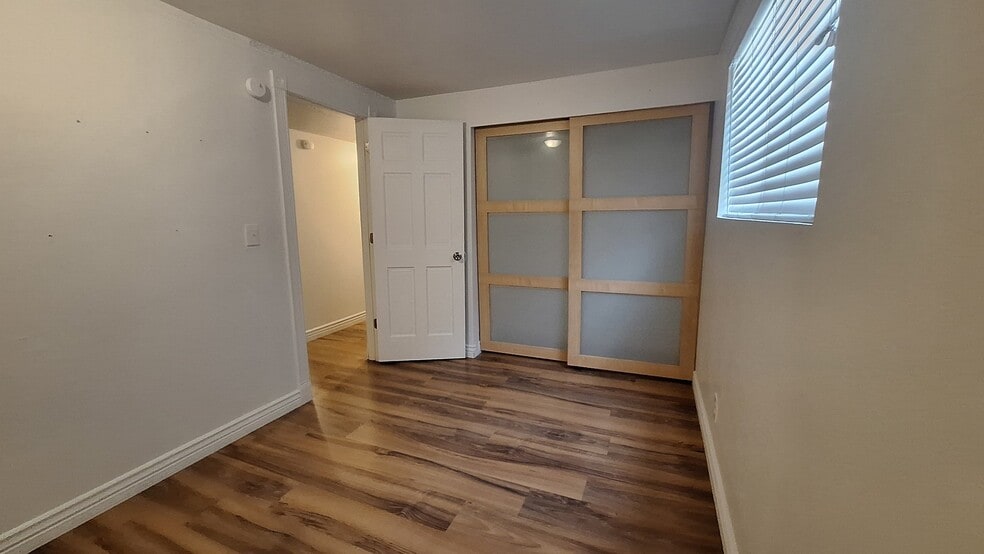 Building Photo - 935 E 600 S