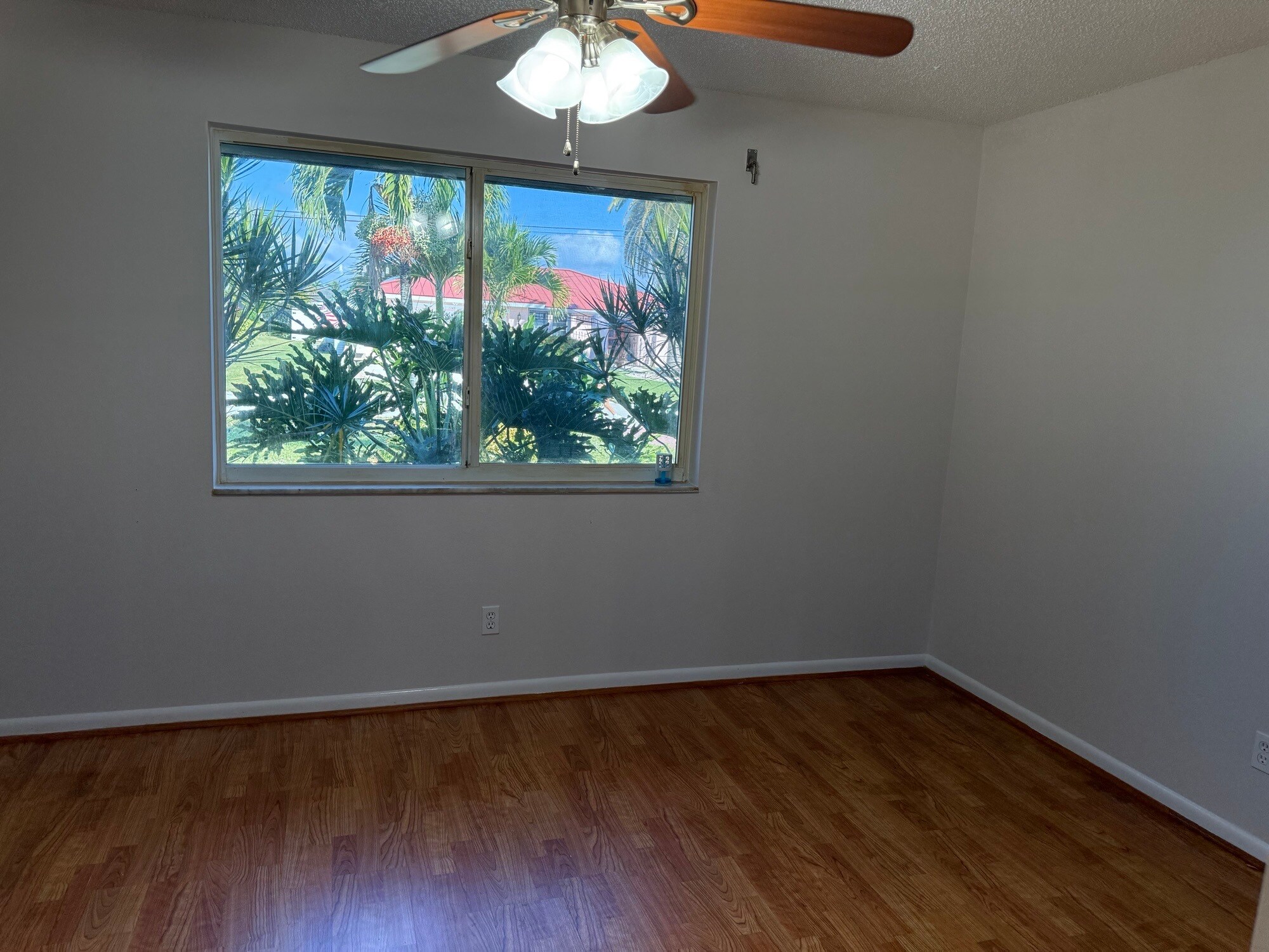 Building Photo - 1144 SE 32nd Ter