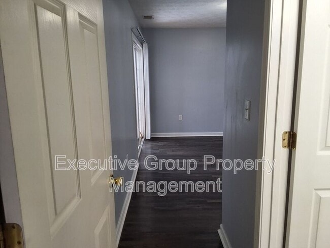 Building Photo - 103 Hurstfield Dr