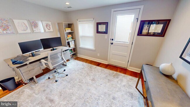 Building Photo - 2714 Fait Ave
