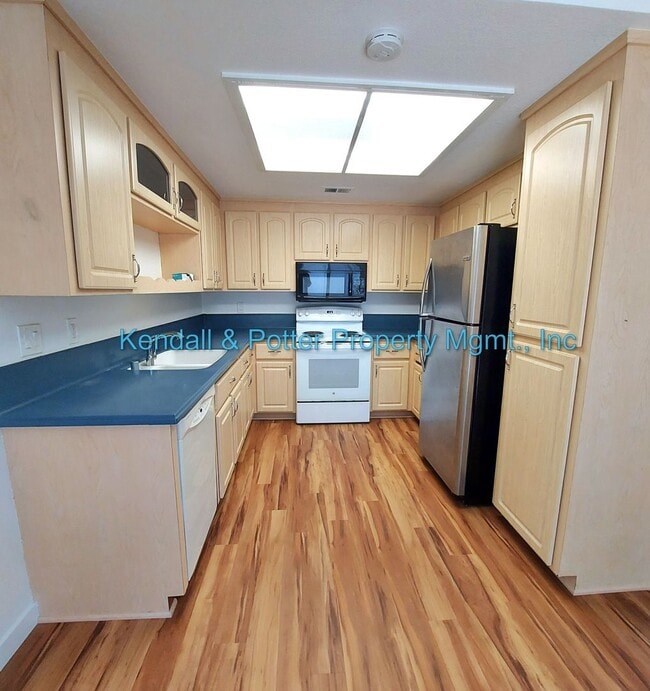 Building Photo - 4230 Topsail Ct
