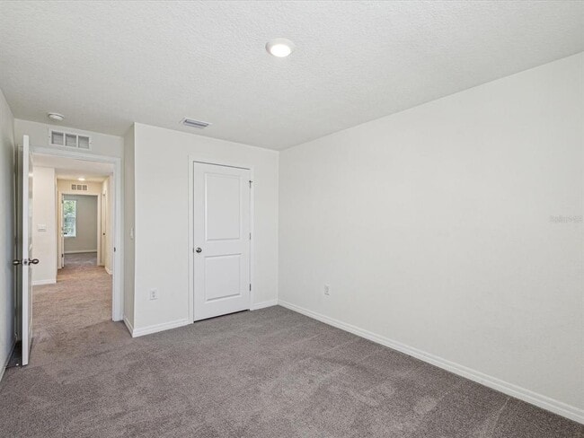 Building Photo - 11792 White Willow Ln