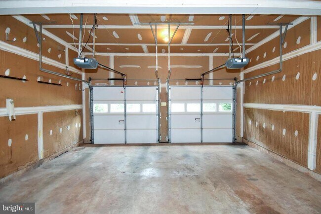 Building Photo - 47313 Grandview Pl