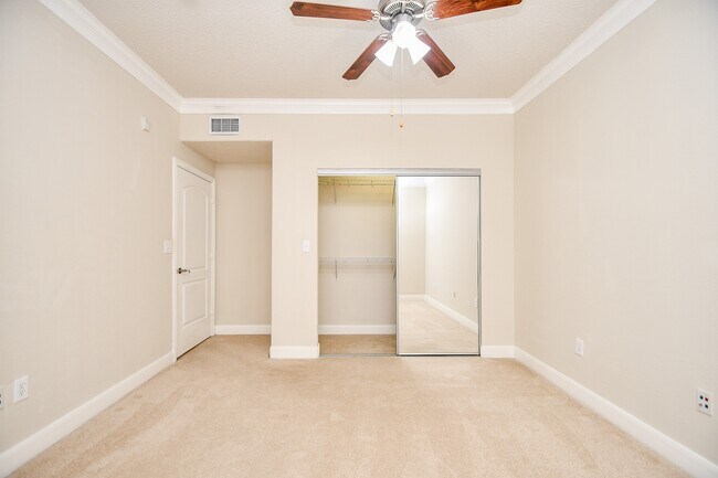 Building Photo - 2299 Lone Star Dr