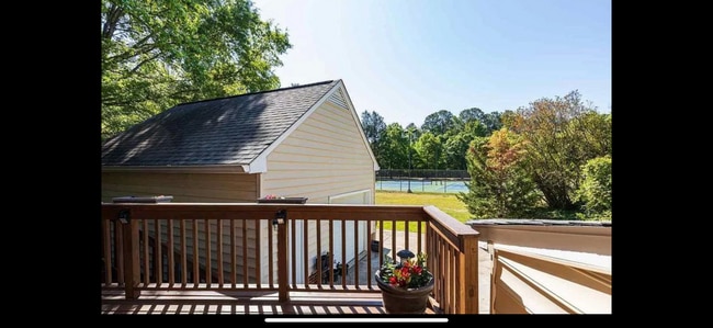 Building Photo - 4512 Emmit Dr