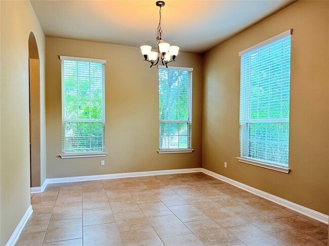 Building Photo - 404 Dry Gulch Bend