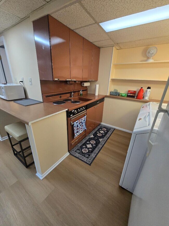 Building Photo - 58 Weis Ave