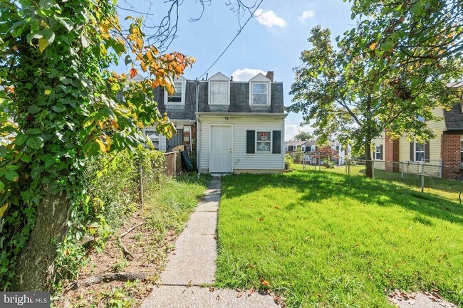 Building Photo - 1628 Wentworth Ave