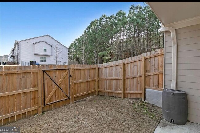 Building Photo - 832 Ambient Way