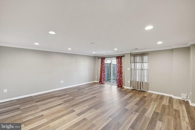 Building Photo - 3103 Alliance Ct
