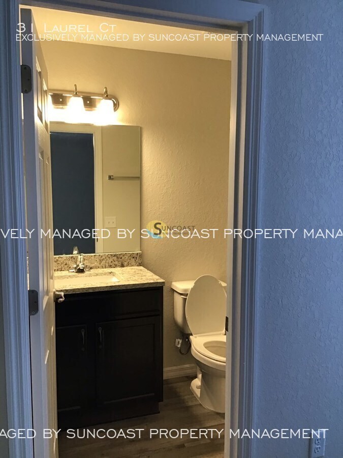 Building Photo - 31 Laurel Ct